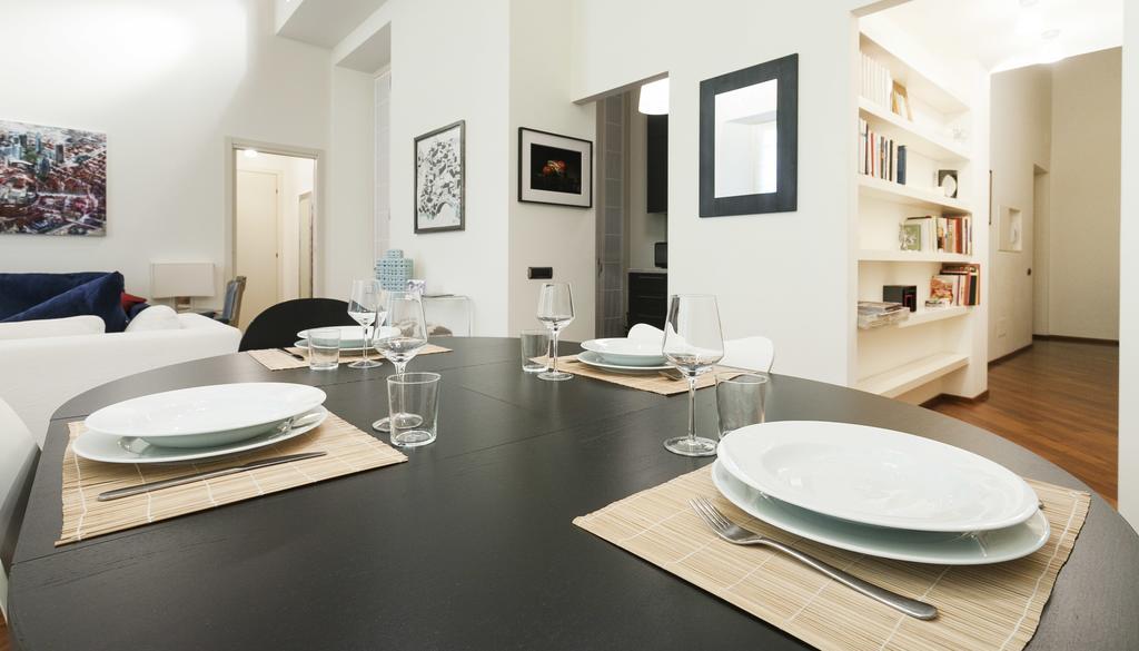 Italianway-Brisa Apartment Милано Екстериор снимка