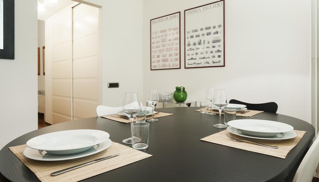 Italianway-Brisa Apartment Милано Екстериор снимка